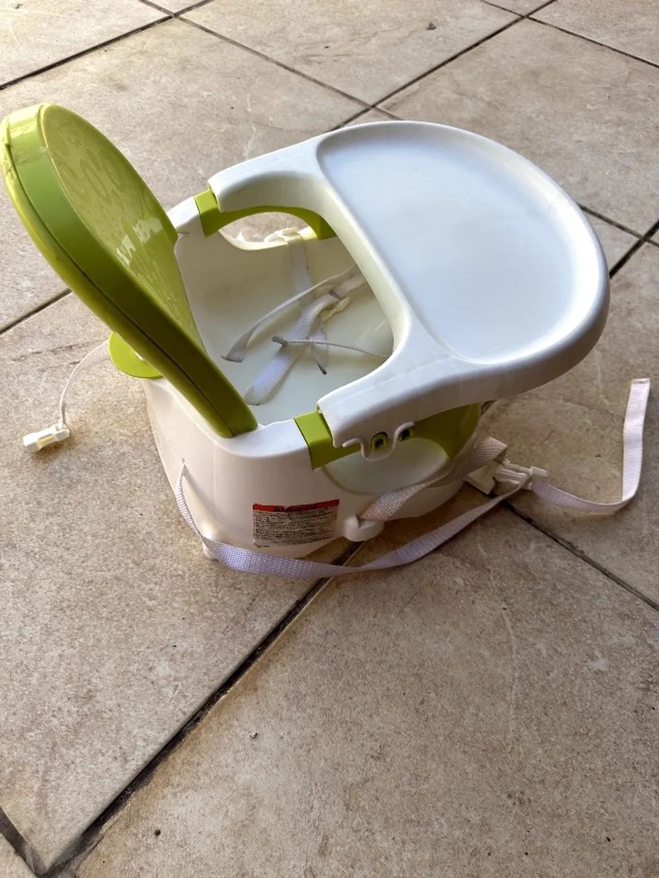 Cadeirinha de alimentação pra bebê - Foto 2