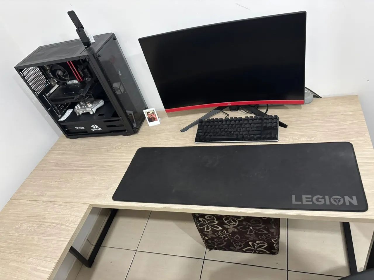 Mesinha/Escrivaninha em L de MDF - Foto 2