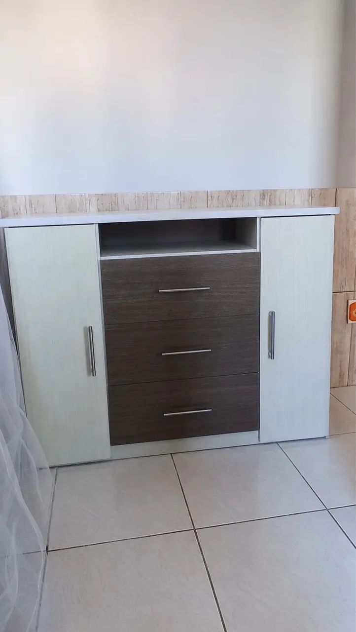 Cômoda sapateira