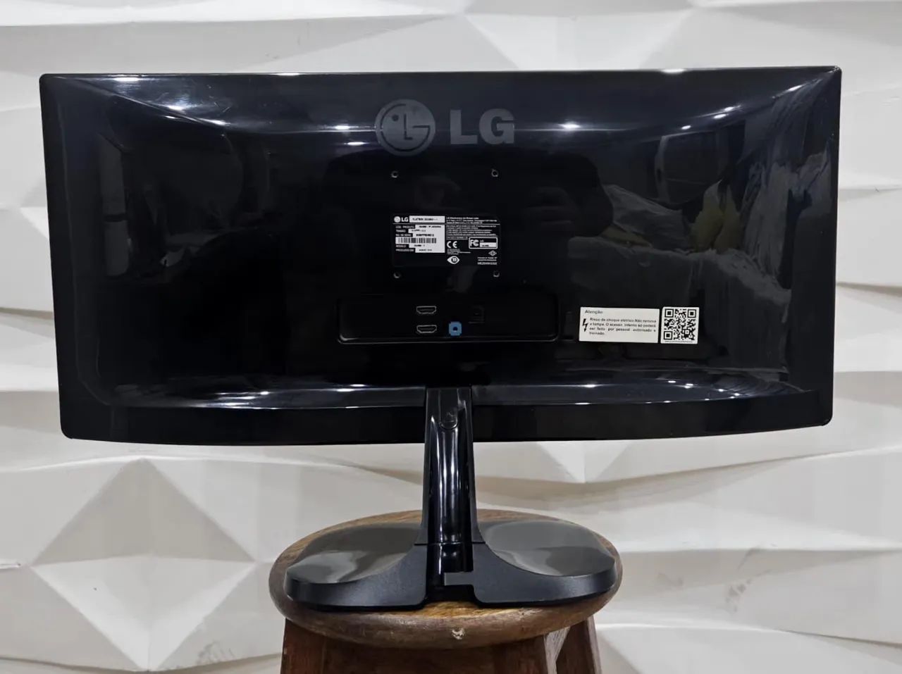  Monitor LG UltraWide 28? - bem conservado e funcionando perfeitamente. - Foto 3