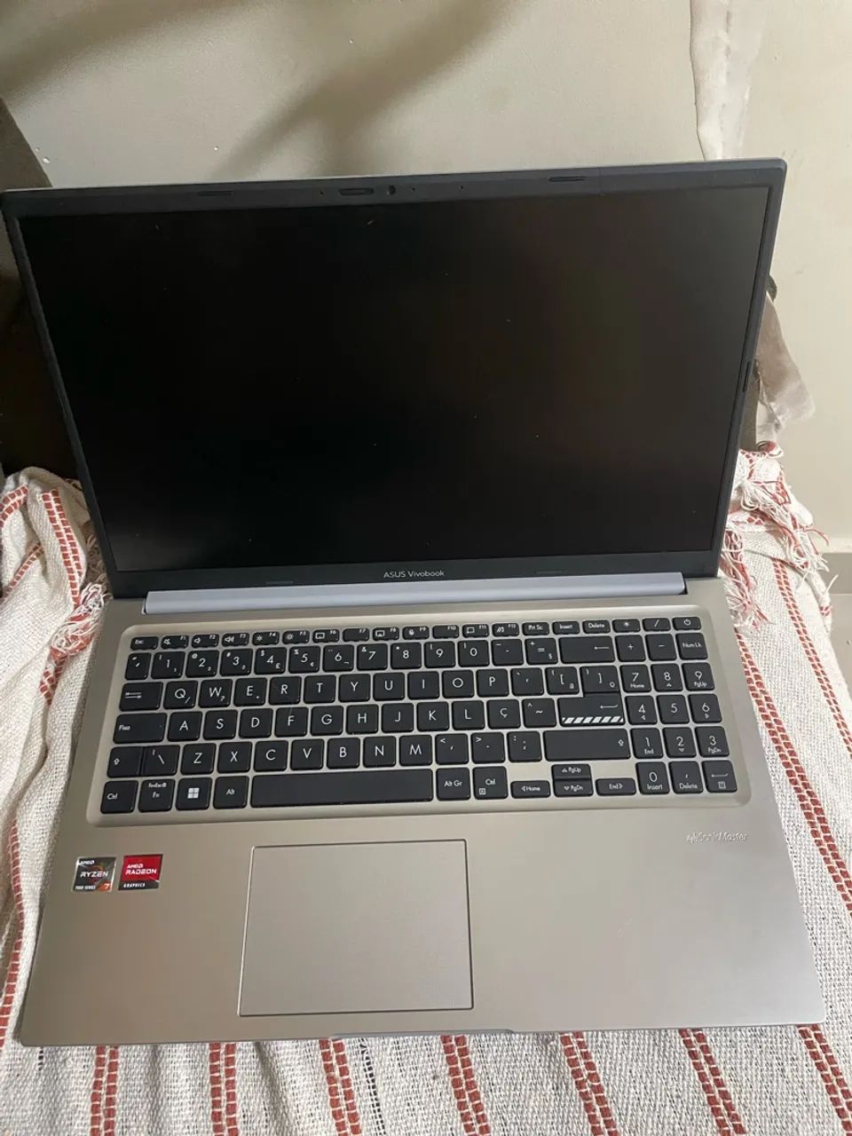 Notebook ASUS Vivobook M1502YA - Foto 2