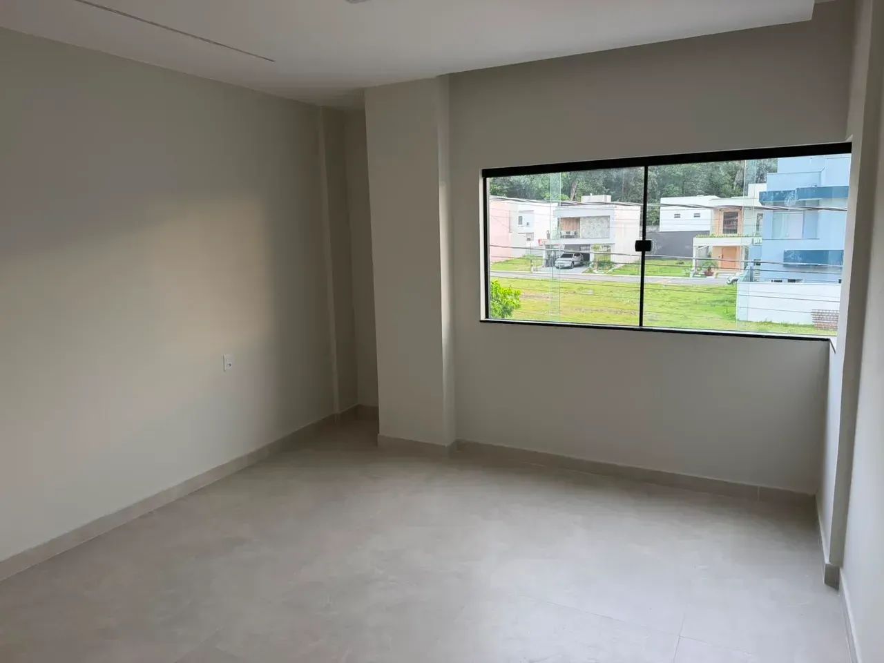 FV VENDE CASA NO CONDOMÍNIO QUARTZO - Foto 5