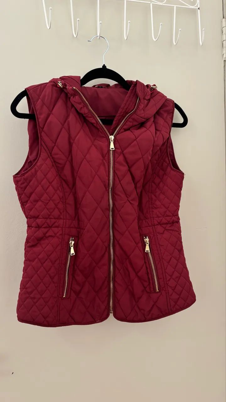 colete puffer feminino matelassê vinho - Foto 2