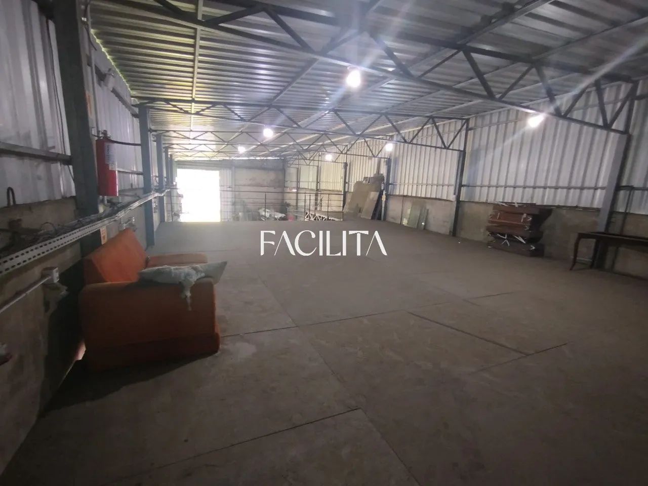 Galpão comercial para locação no bairro Rio Tavares, Florianópolis - Foto 4