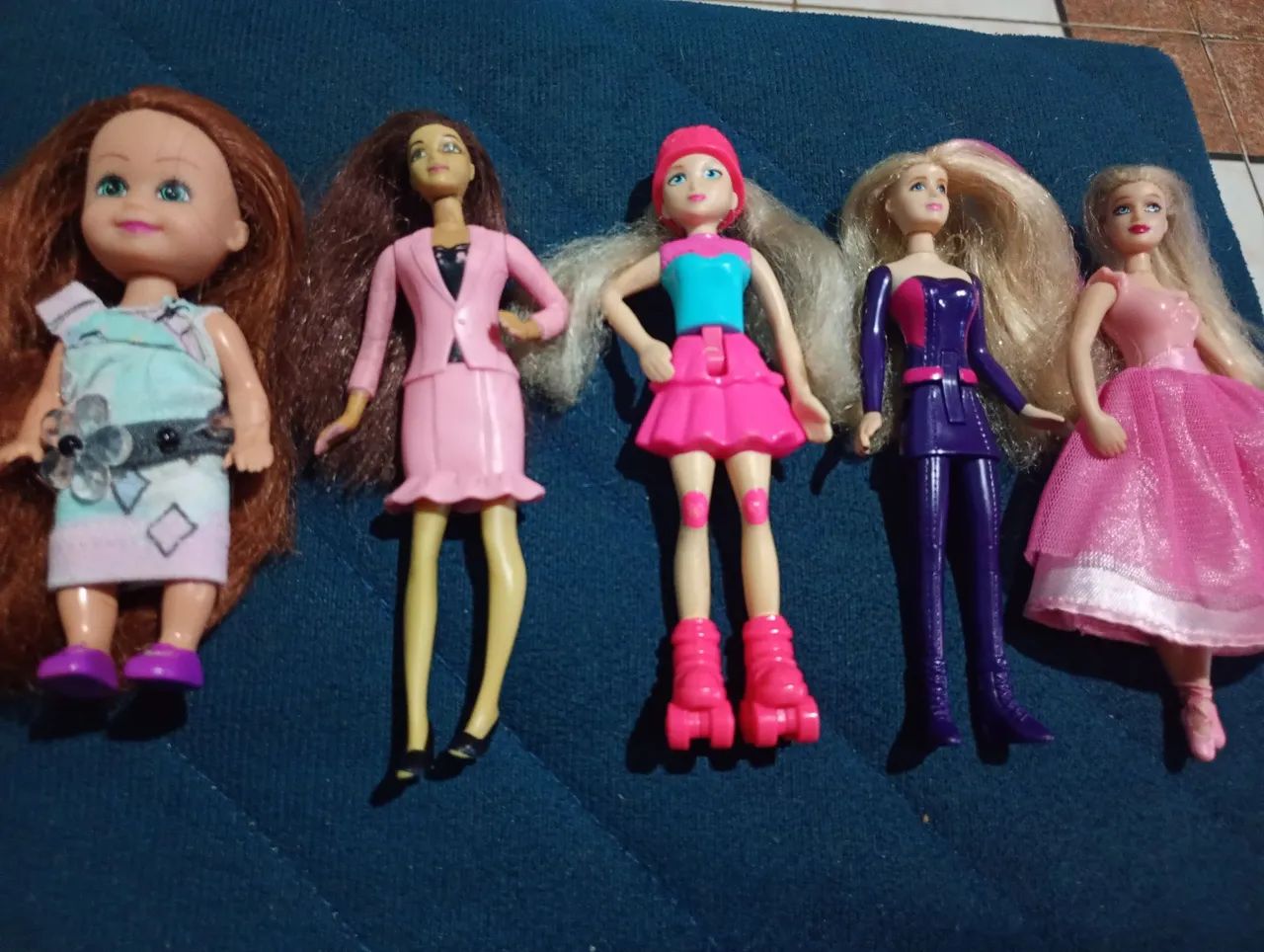 Lote de minis Barbies antigas 