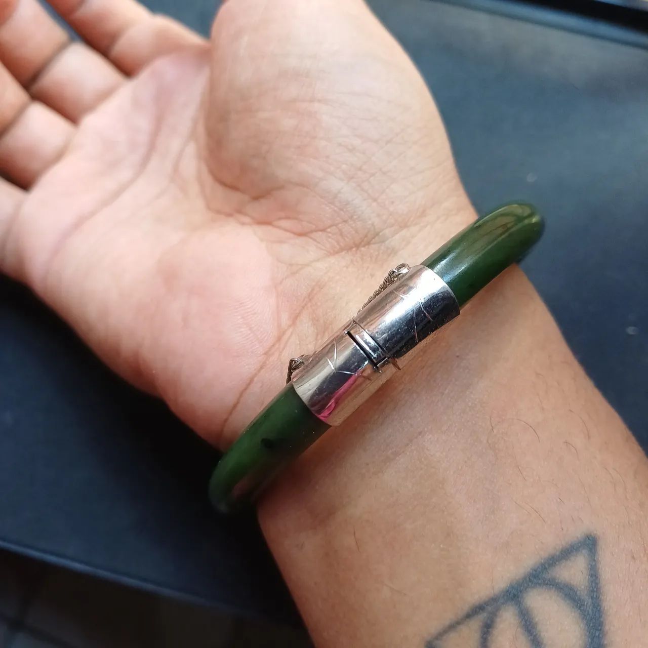 Pulseira de jade natural lapidada  - Foto 5
