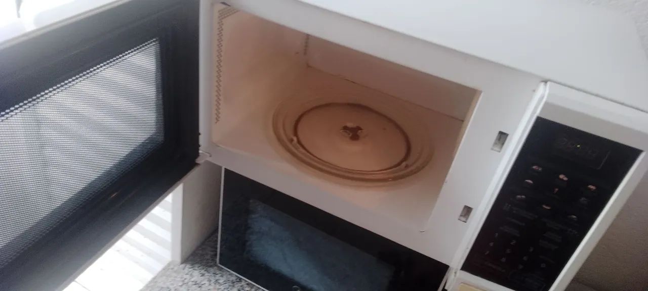 Microondas LG 21 lts - Foto 5