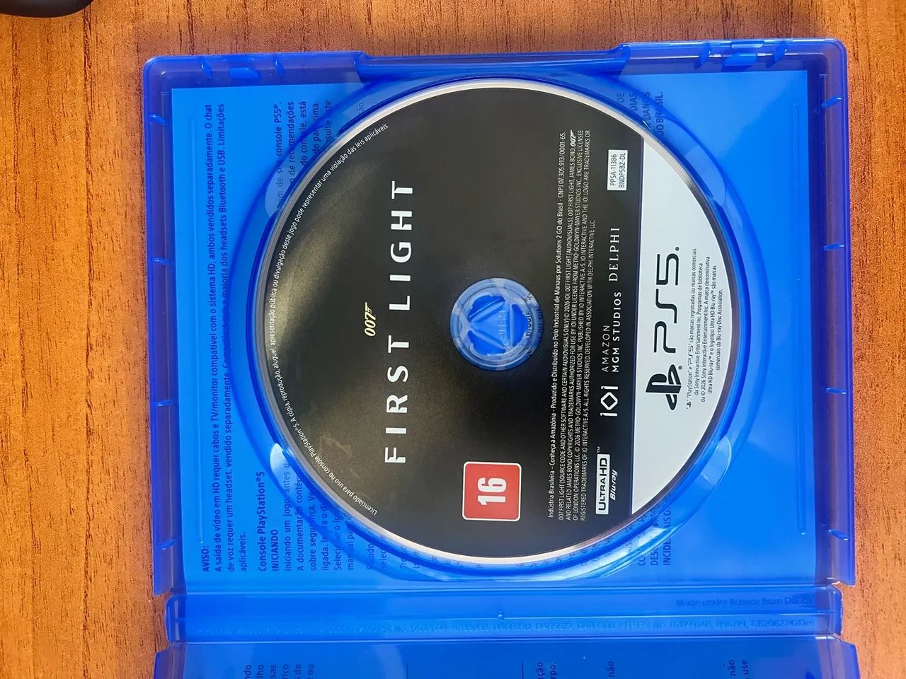 007 First Light PlayStation 5 - Foto 2