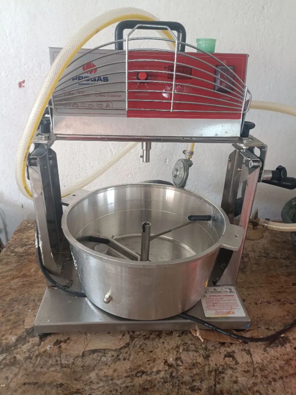 Mexedora de doces e salgados 