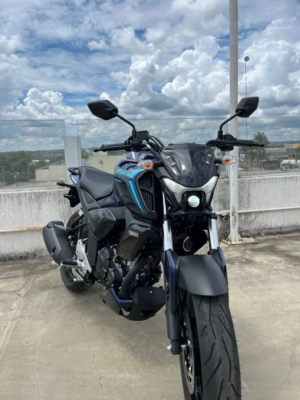 FZ15 - Foto 2