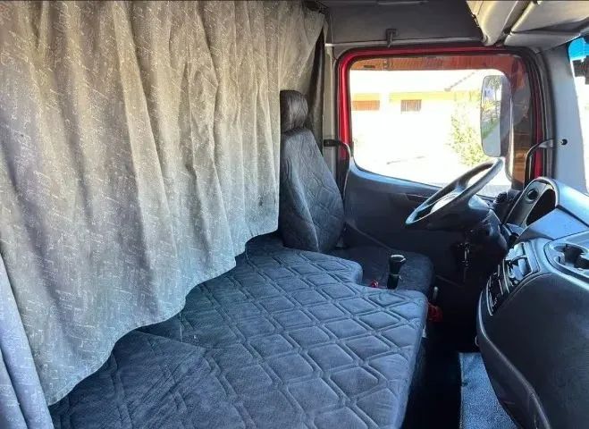 Mb Atego 2425 6x2 Ano 2010  - Foto 5