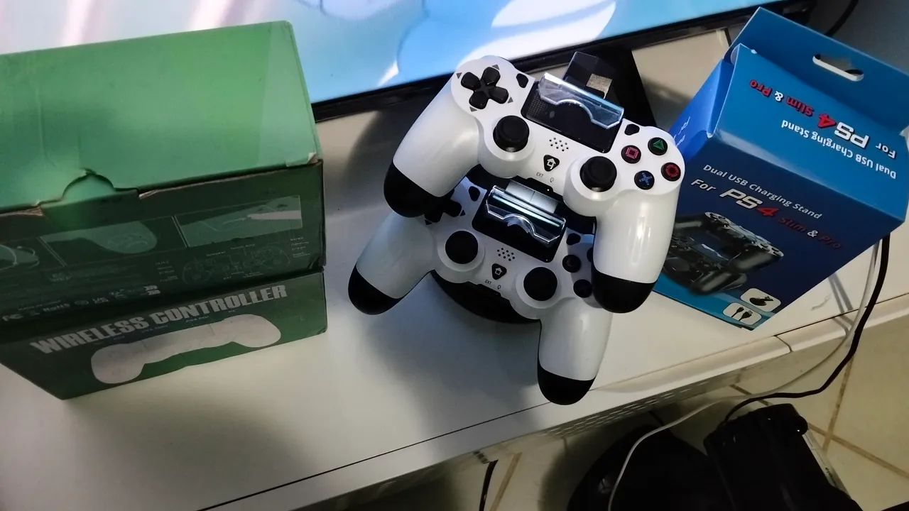 Barato 2 controle bluetooth e base da Data Frog P02 novo na caixa - Foto 2