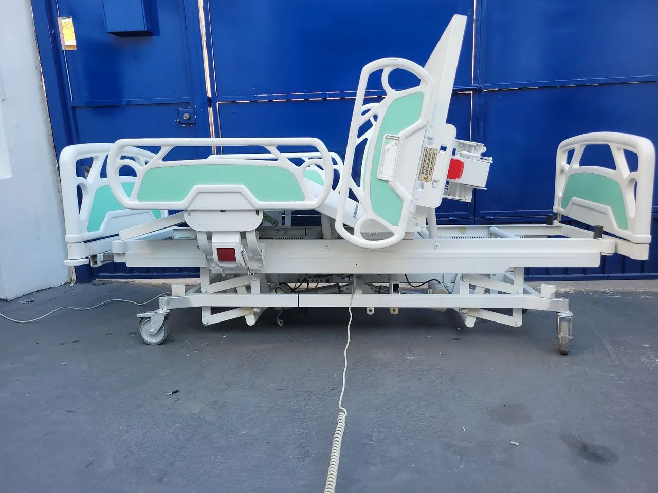 CAMA HOSPITALAR ELETRÔNICA COM 8 MOVIMENTOS  - Foto 5