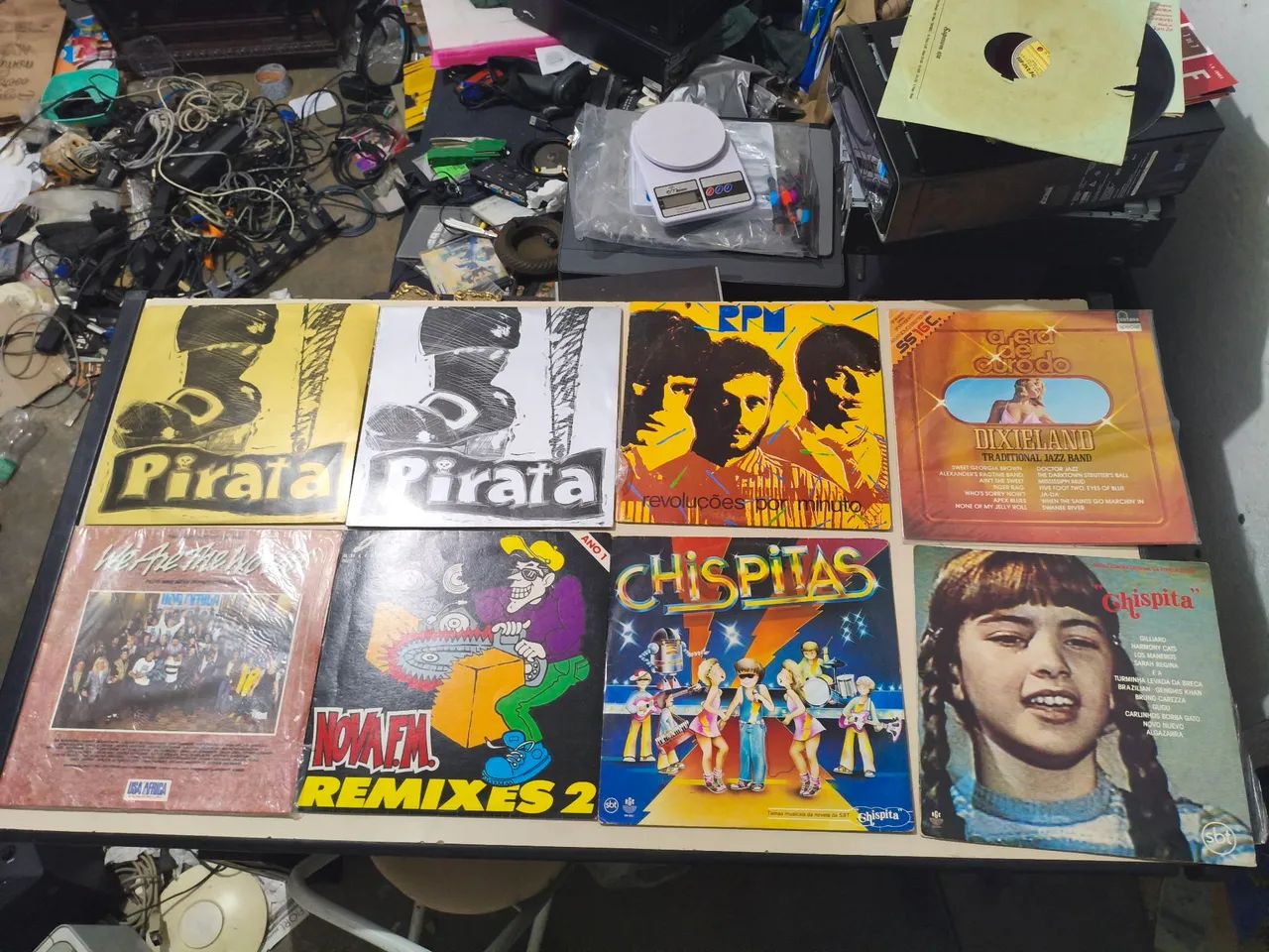 Lote Discos de Vinil e Compactos - 57 unidades - SÓ VENDO O LOTE - Foto 2