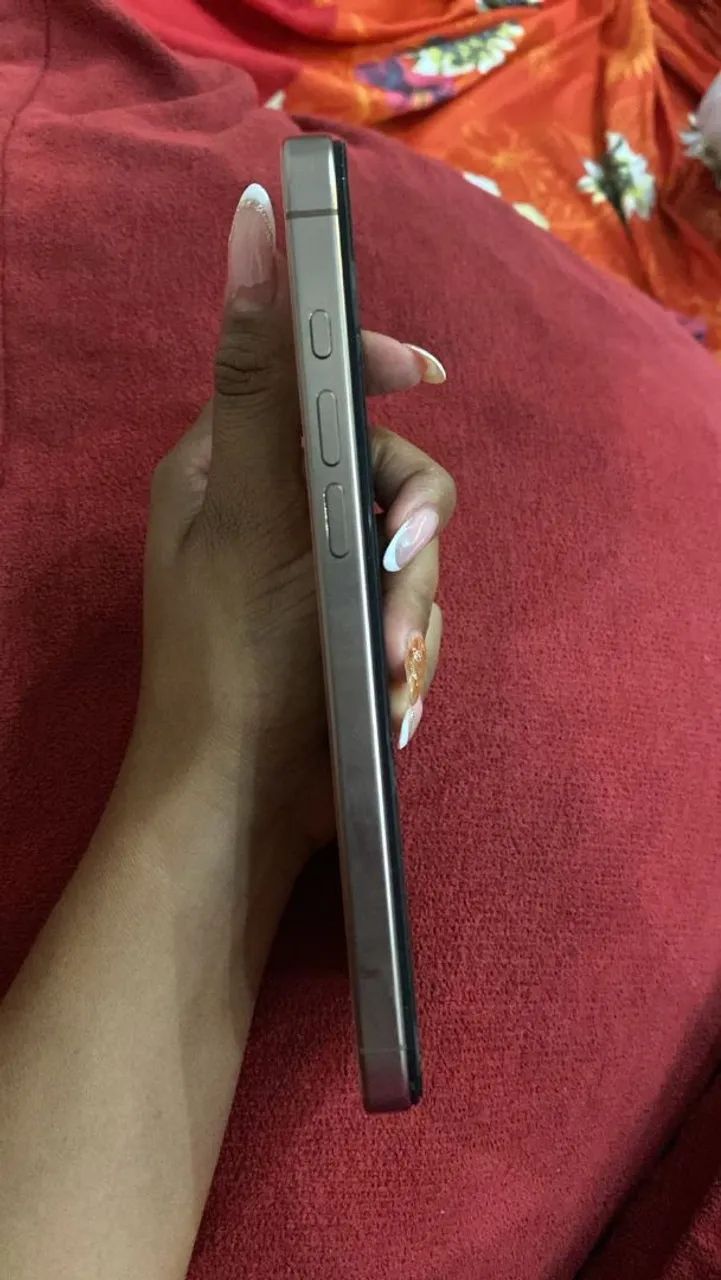 iPhone 16 PRO MAX - Foto 4
