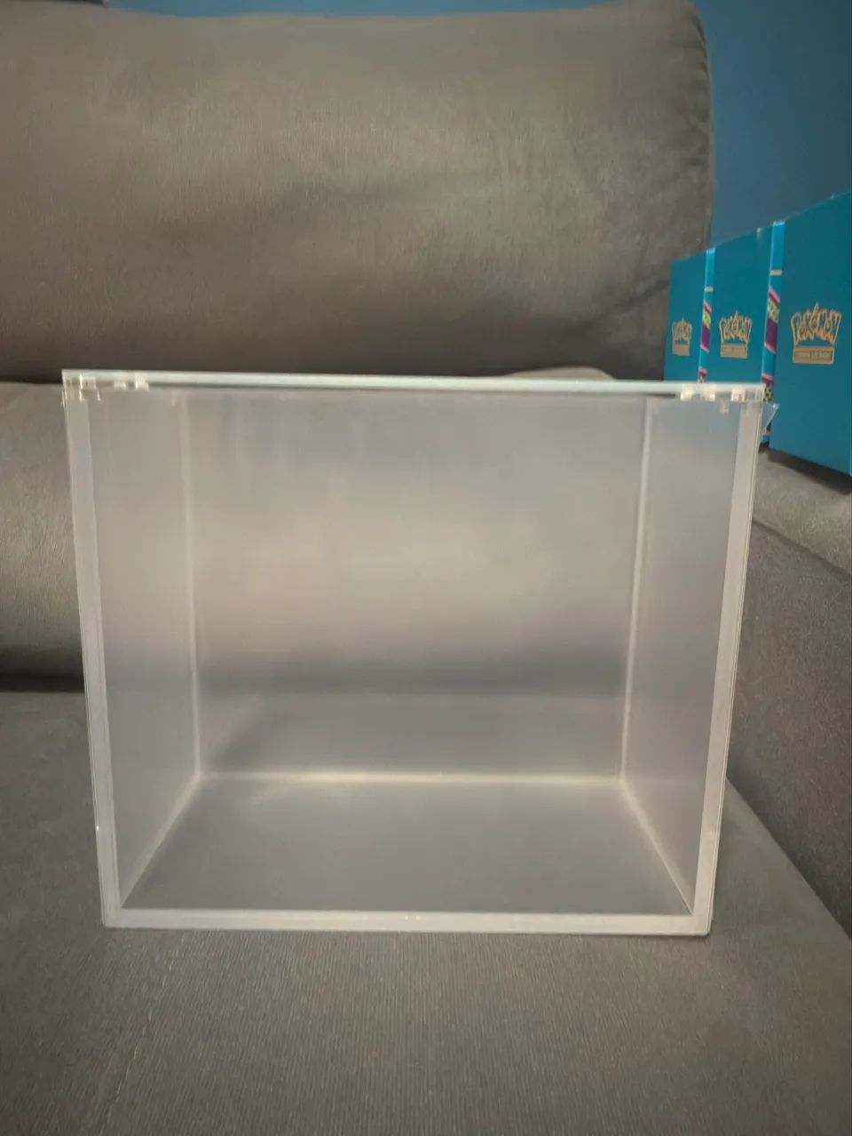 Case Acrílica Pokemon ETB Americana 