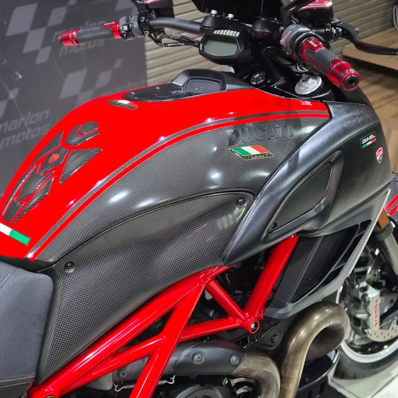 DIAVEL 1198 Carbon - Foto 3