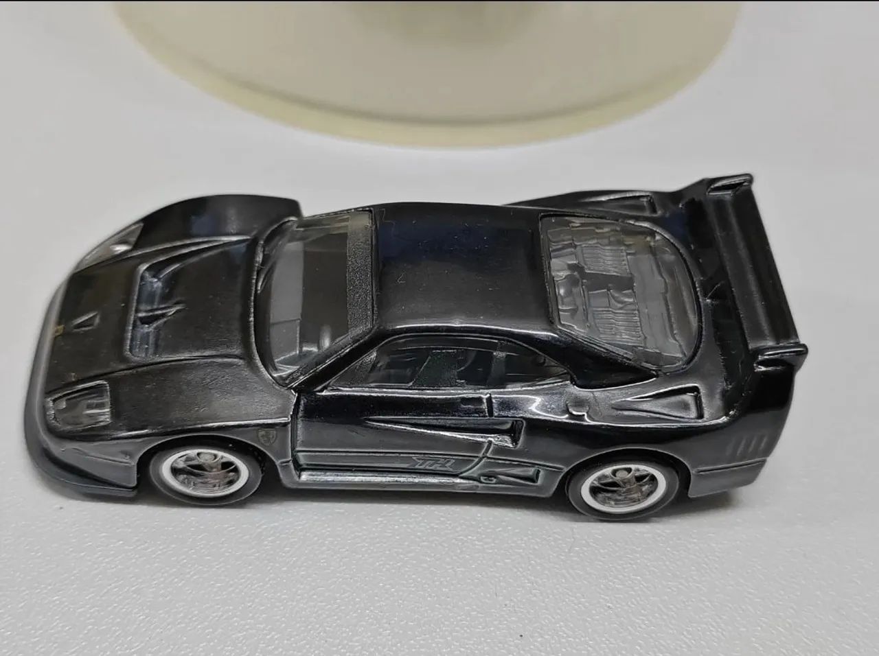 Hot Wheels F40 Super Treasure Hunt Loose - Foto 2