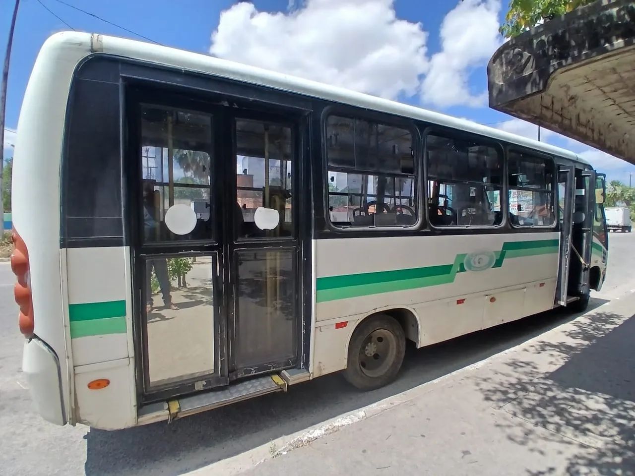 Micro ônibus 