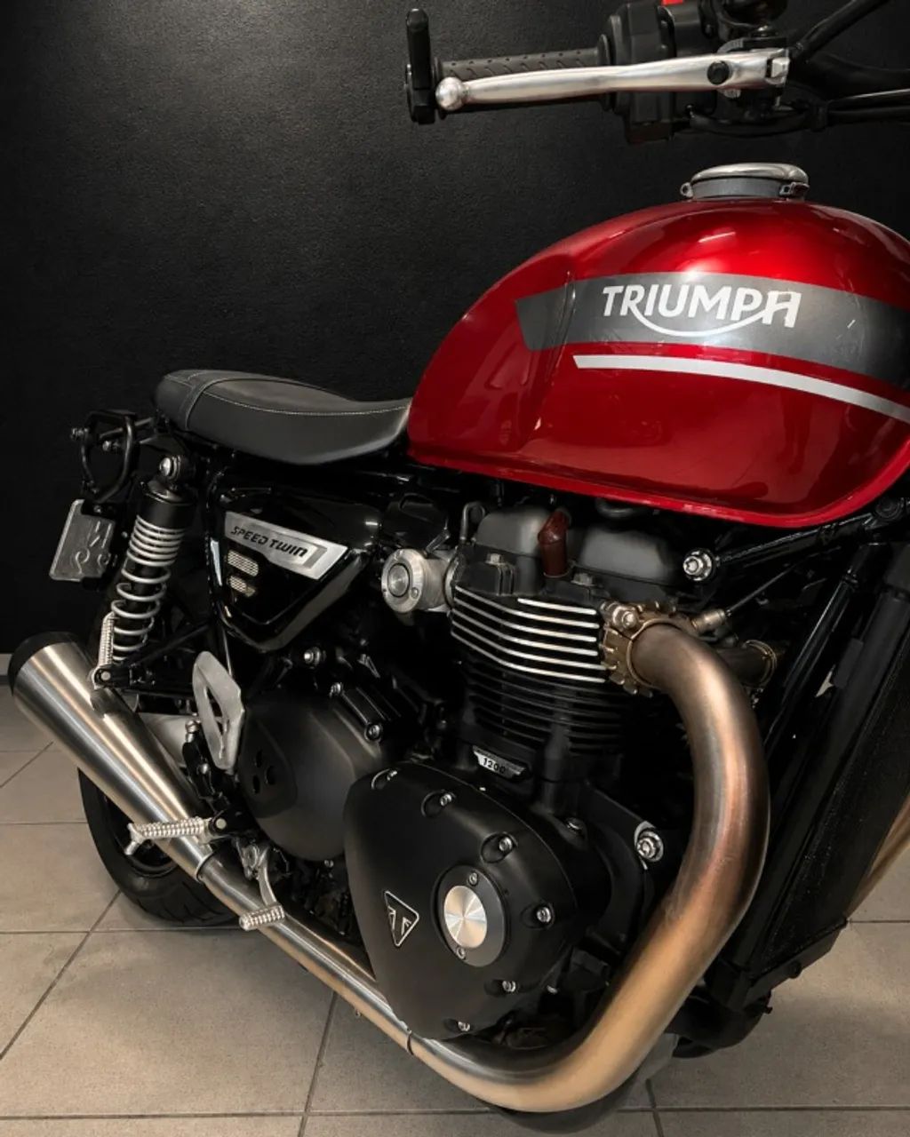 TRIUMPH SPEED TWIN 1200 2022 - Foto 5