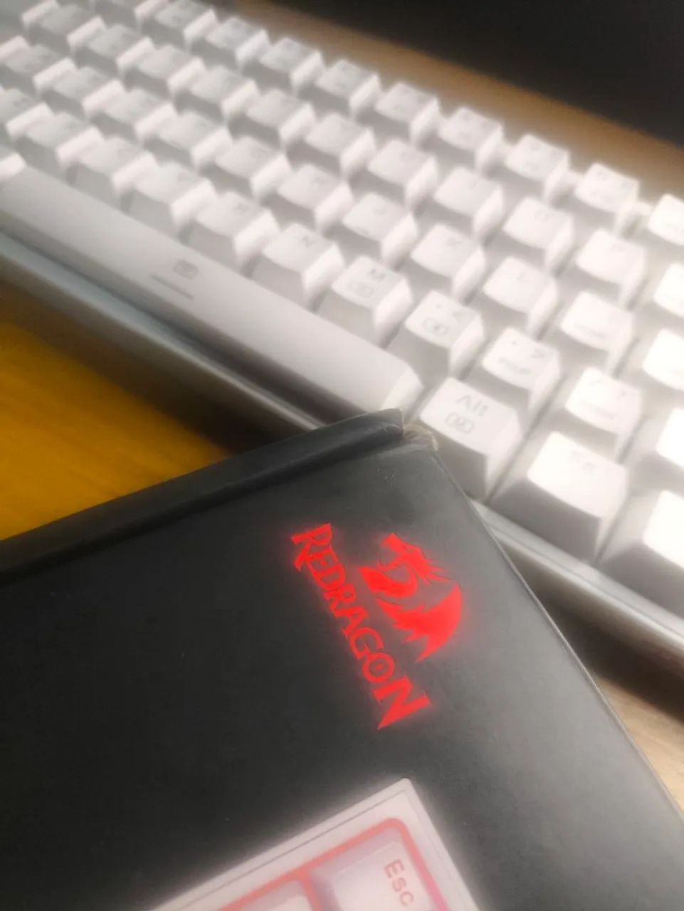 Teclado REDRAGON - 60%