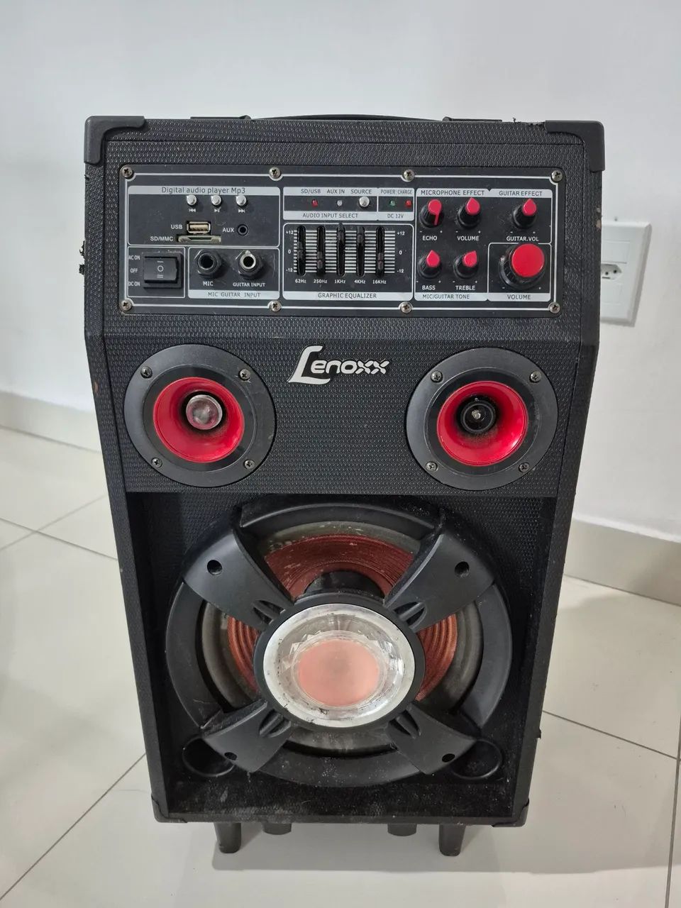 VENDO CAIXA AMPLIFICADORA