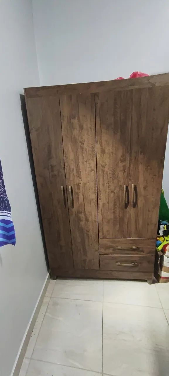 Guarda roupa solteiro 