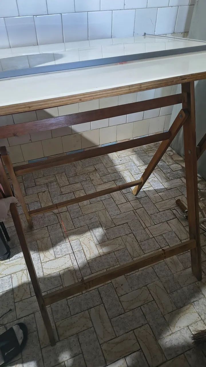 Mesa de desenho com régua e cavalete (Excelente estado) - Foto 5