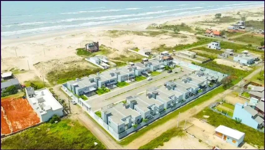 Casa em condomínio mobiliada 100 m² | 3 quartos (1 suíte) | 100 m da praia - Foto 2