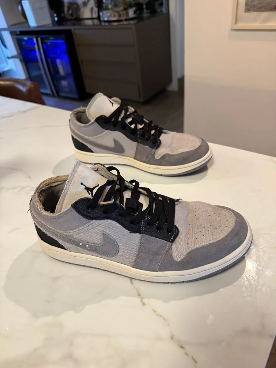 JORDAN 1 LOW SE CRAFT CEMENT GREY
