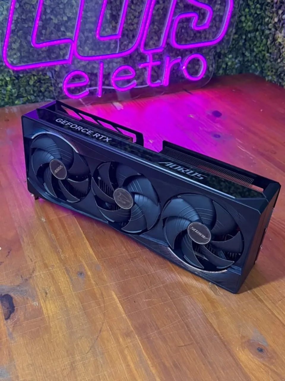 RTX 5080 16GB Aorus Master - Foto 4