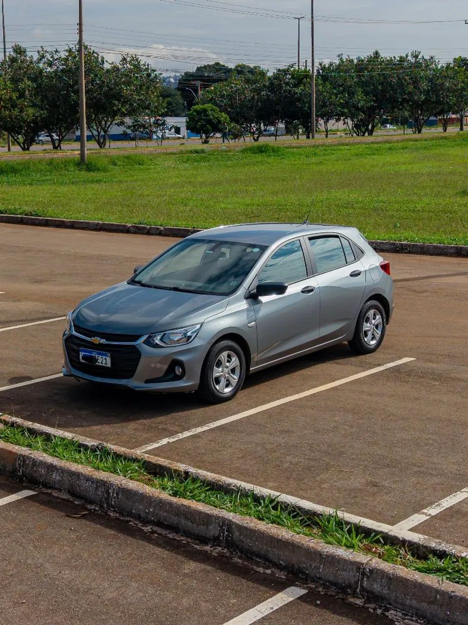 Chevrolet Onix ONIX HATCH 1.0 12V Flex 5p Mec. 2024