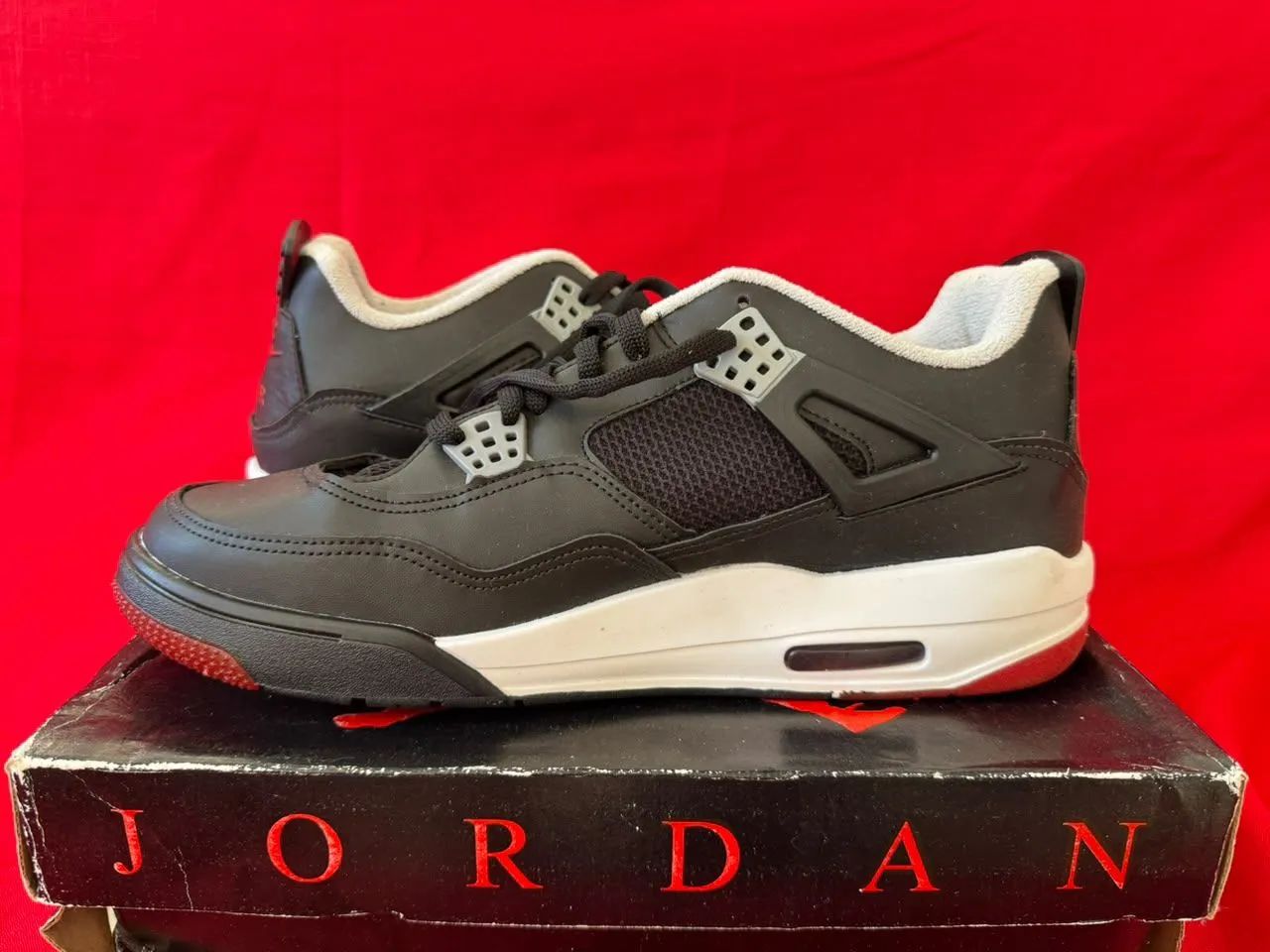 Tênis Jordan 4 - Foto 2