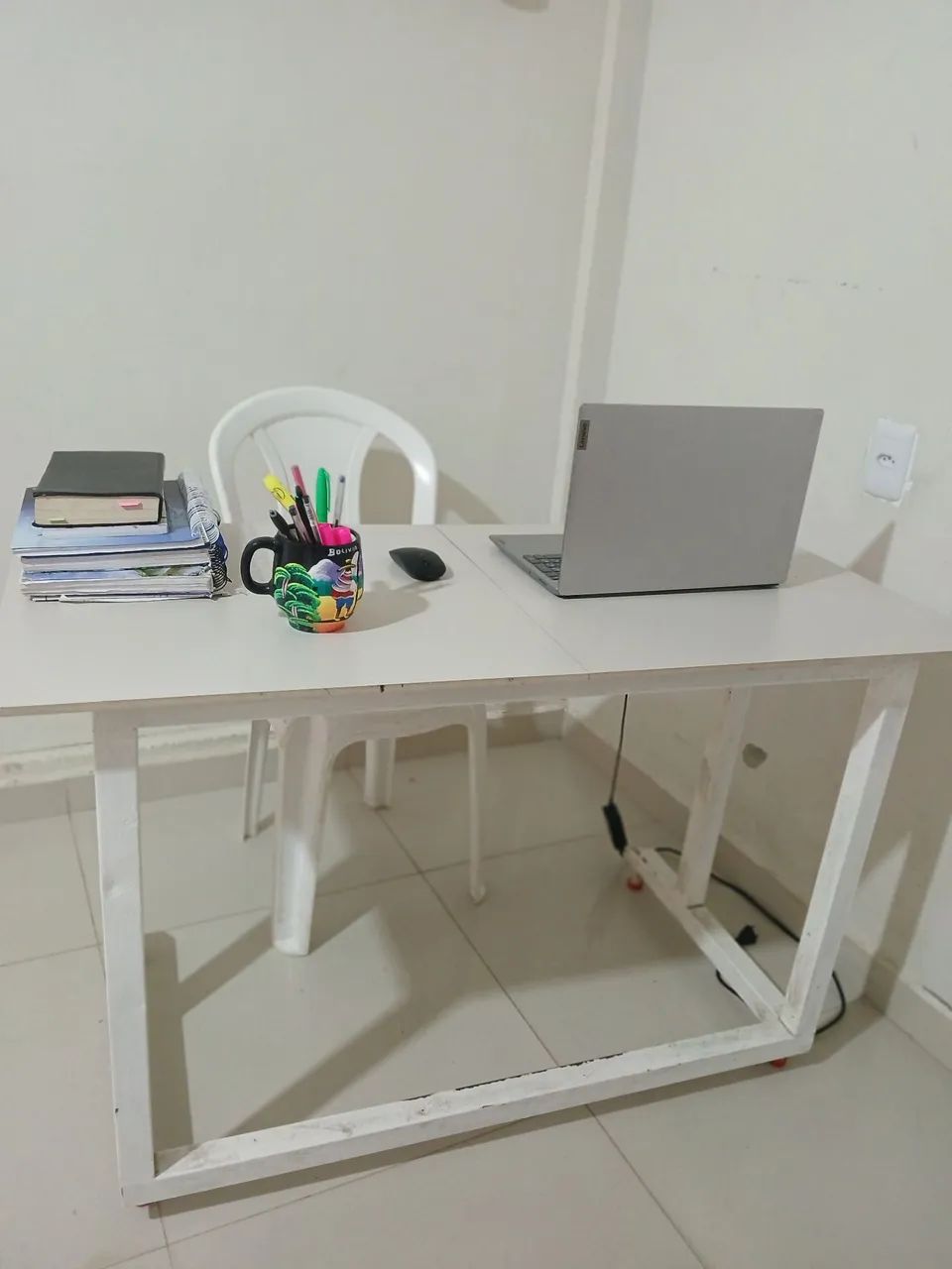 Mesa para estudo de Porcelanato.65576065665665120