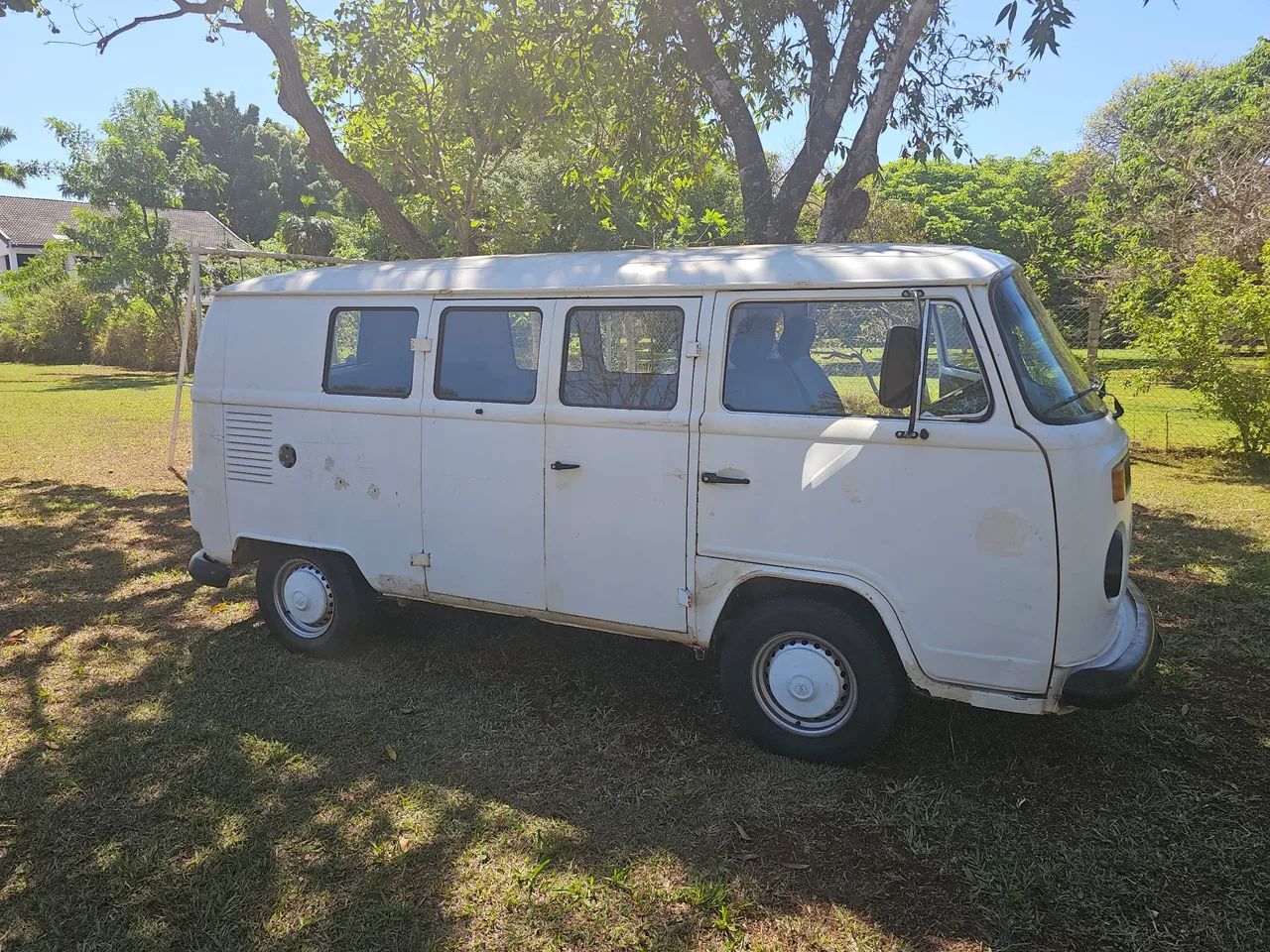 Volkswagen Kombi Standard/ Luxo/ Serie Prata 1996