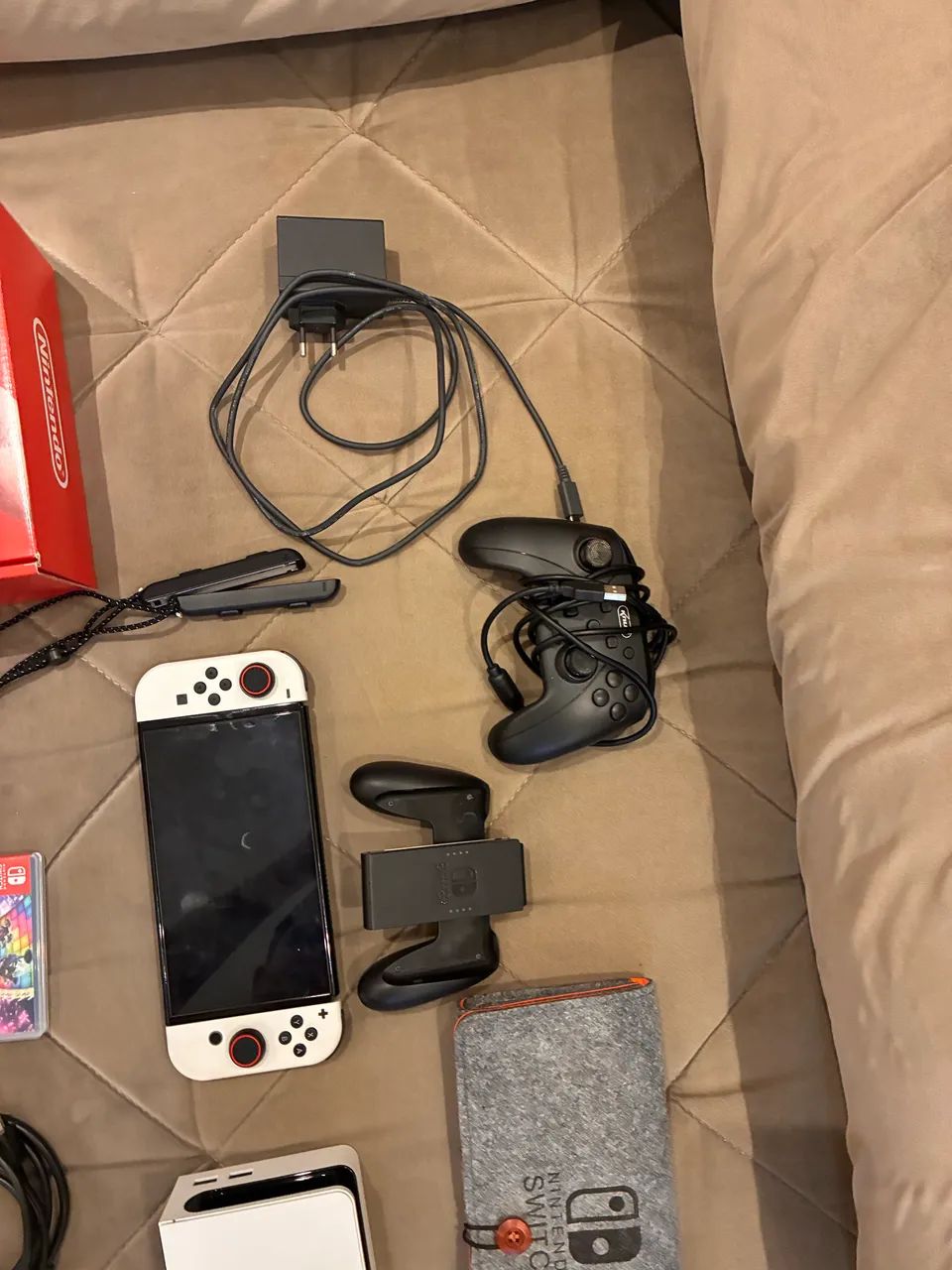 Nintendo Switch OLED BRANCO 64GB  - Foto 2