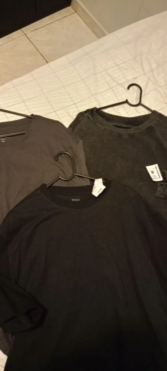 Camisetas NOVAS SEM USO - Foto 2