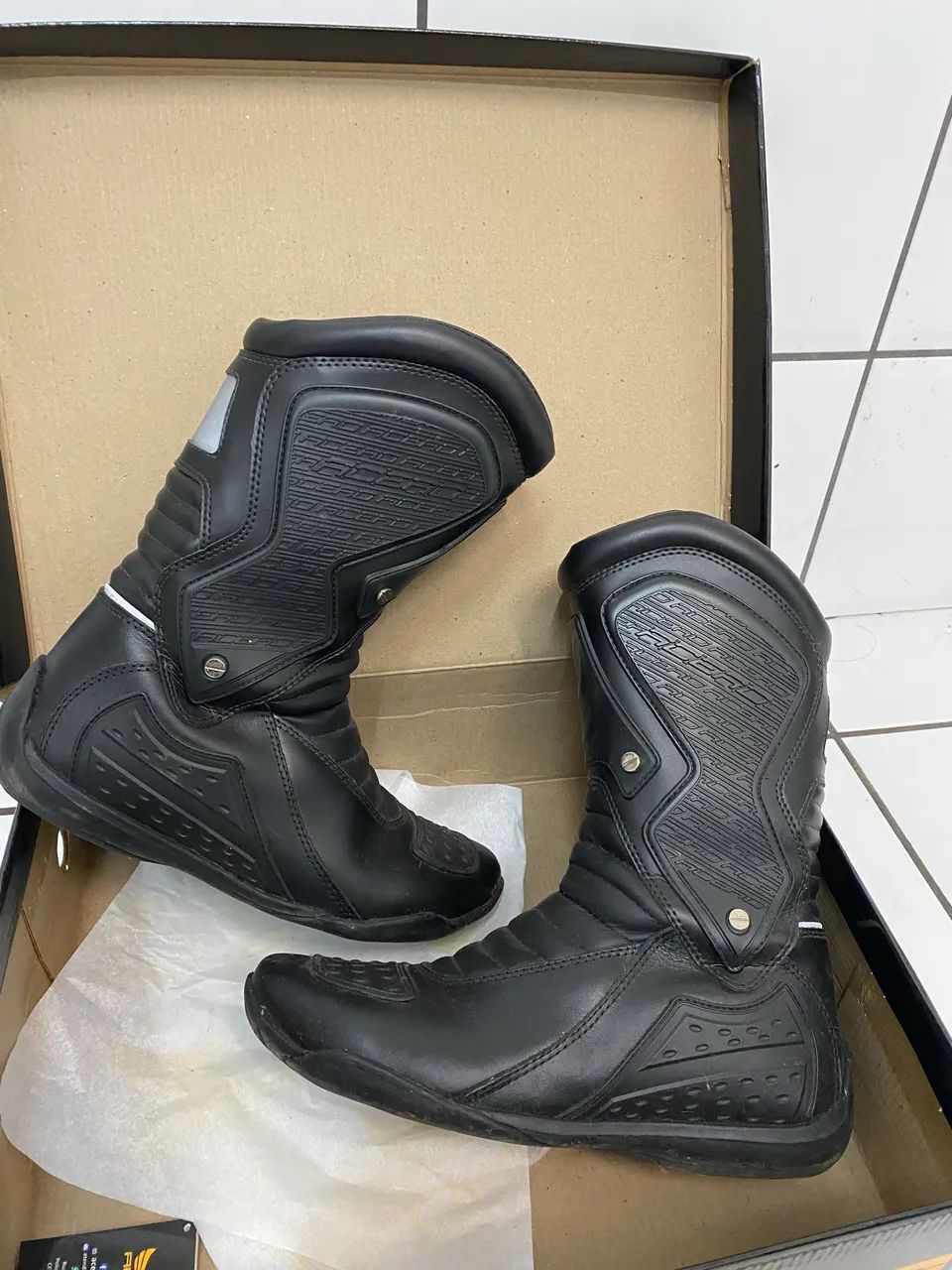 VENDO BOTA MOTOCICLISMO - Foto 3