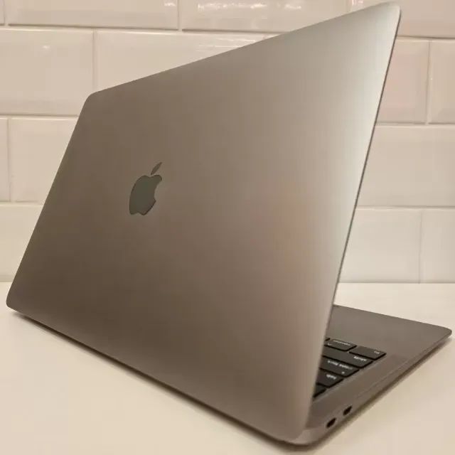 MacBook Air 2018 i5 - 8Gb Ram - SSD - A1932 - Foto 4