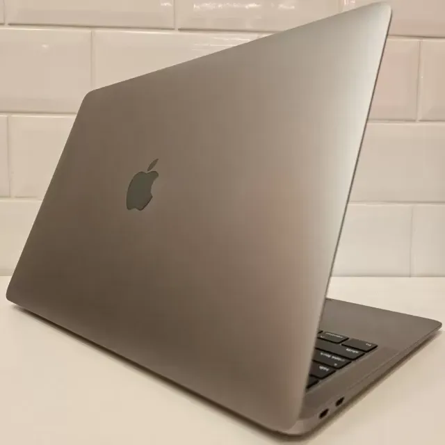 macbook air 2018 i5