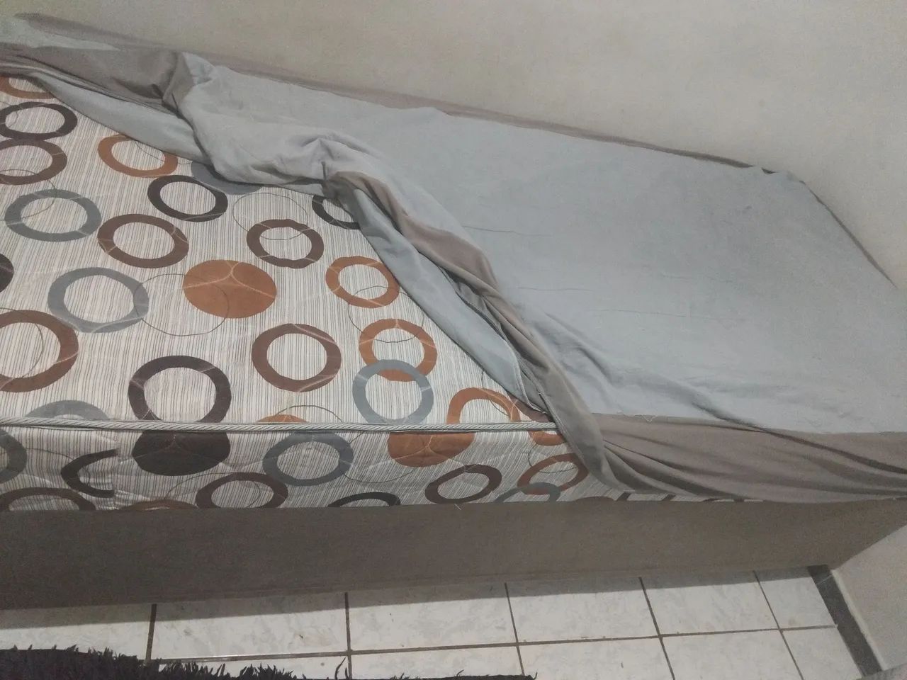 Cama seminovo 3 meses de uso - Foto 3