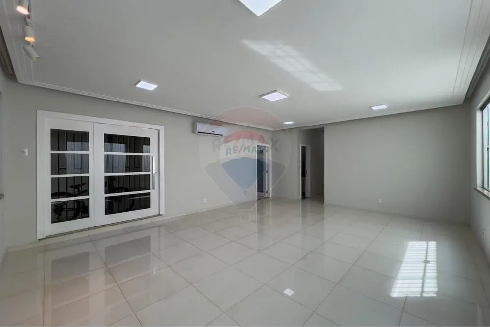 Espaço, Lazer e Versatilidade: Residência com Suíte Master a Instantes do Shopping - Foto 3