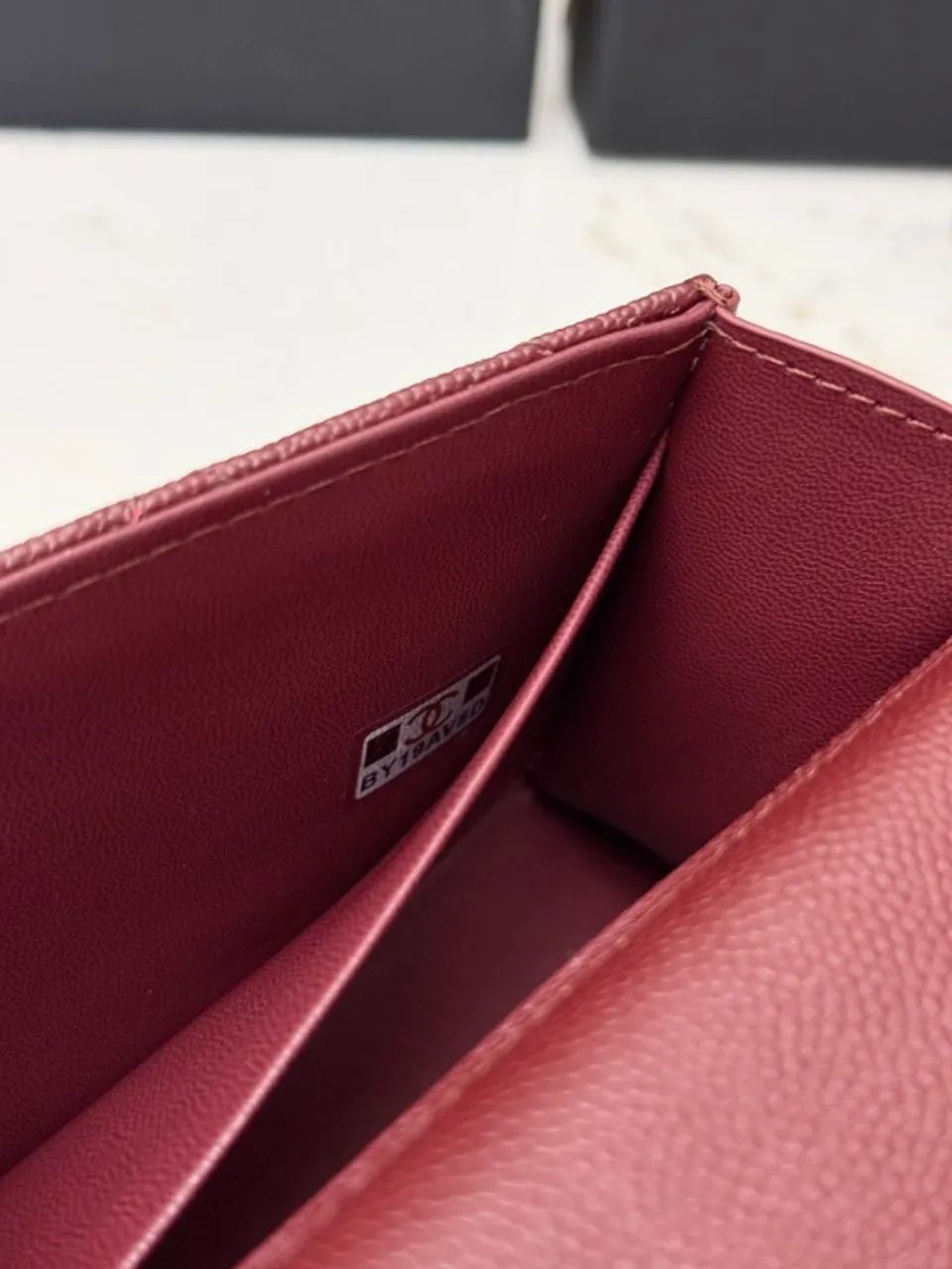 Bolsa Chanel Vinho Matelassê com Alça - Foto 5