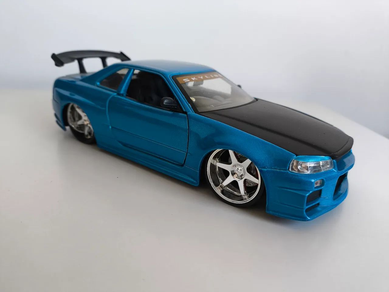 Skyline R34 1/24 Jada Toys - Foto 3
