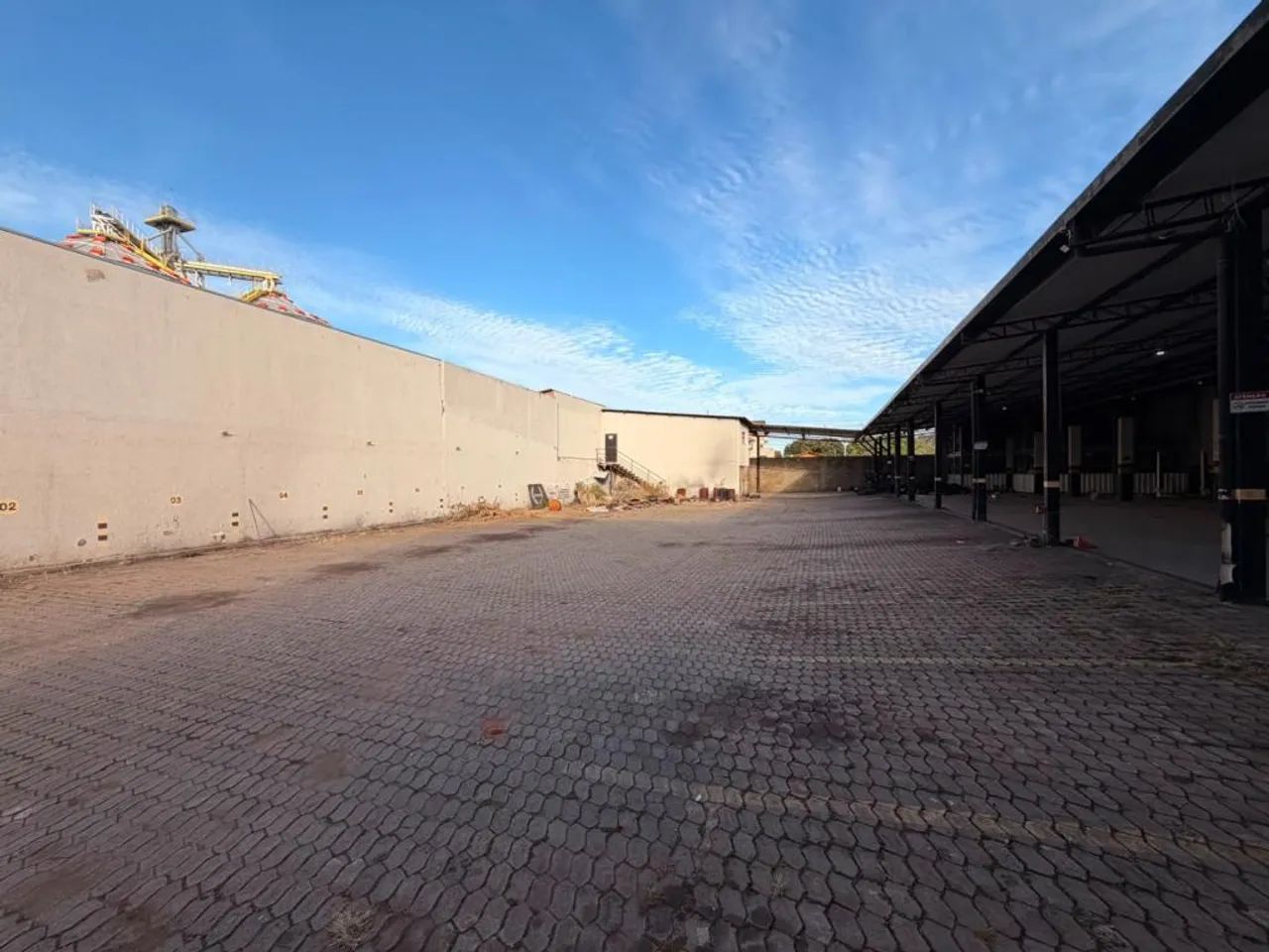 Prédio Comercial - Rua Jose Clemente Pereira - Setor Cândida de Morais - Foto 2