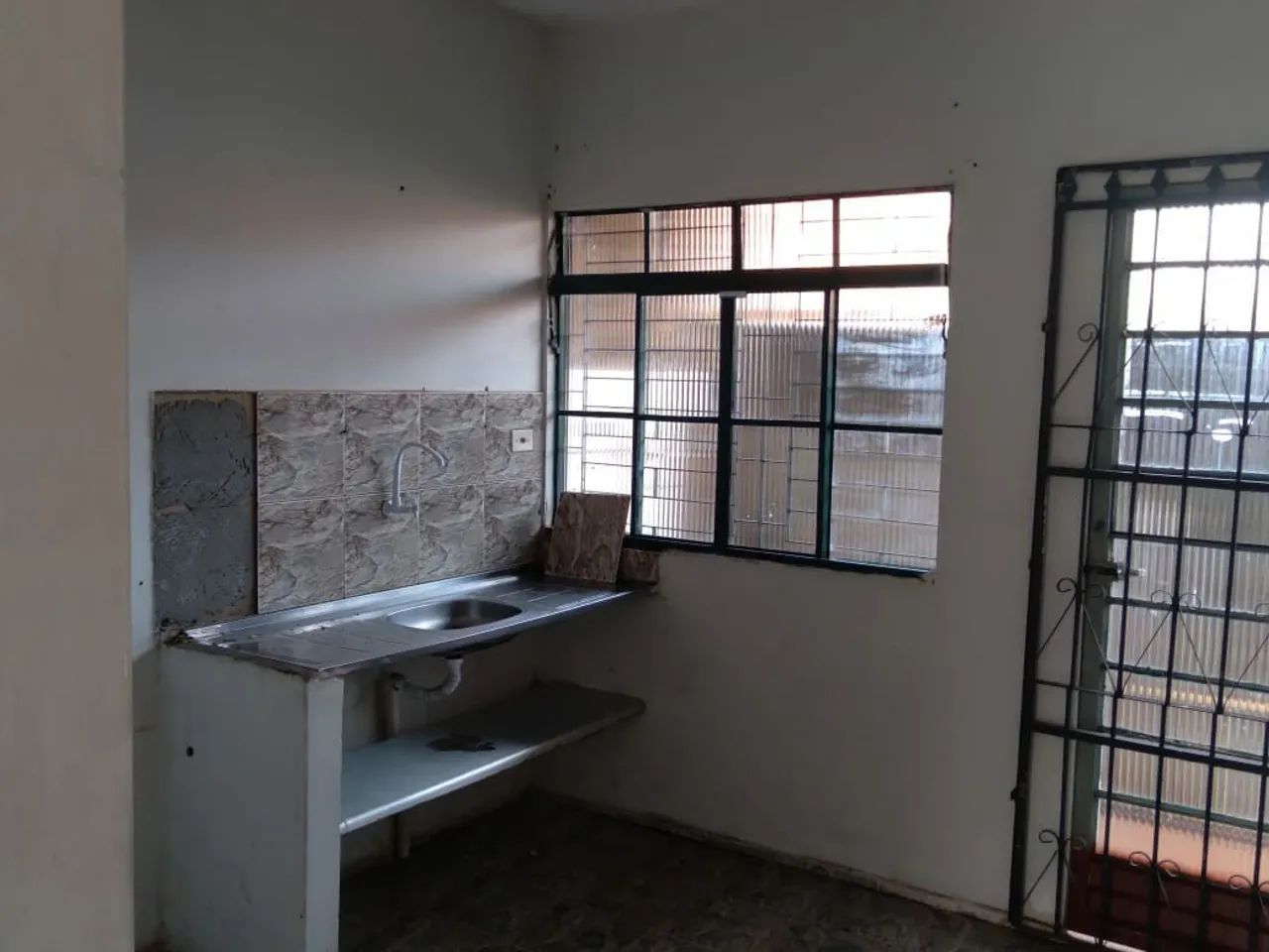 CASA PARA ALUGAR - BAIRRO SANTO AMARO - Foto 2