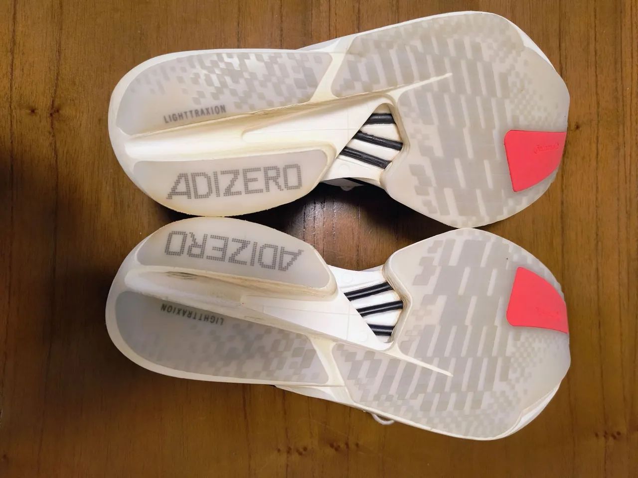 Tênis Adidas Adizero Adios Pro 4  - Foto 4