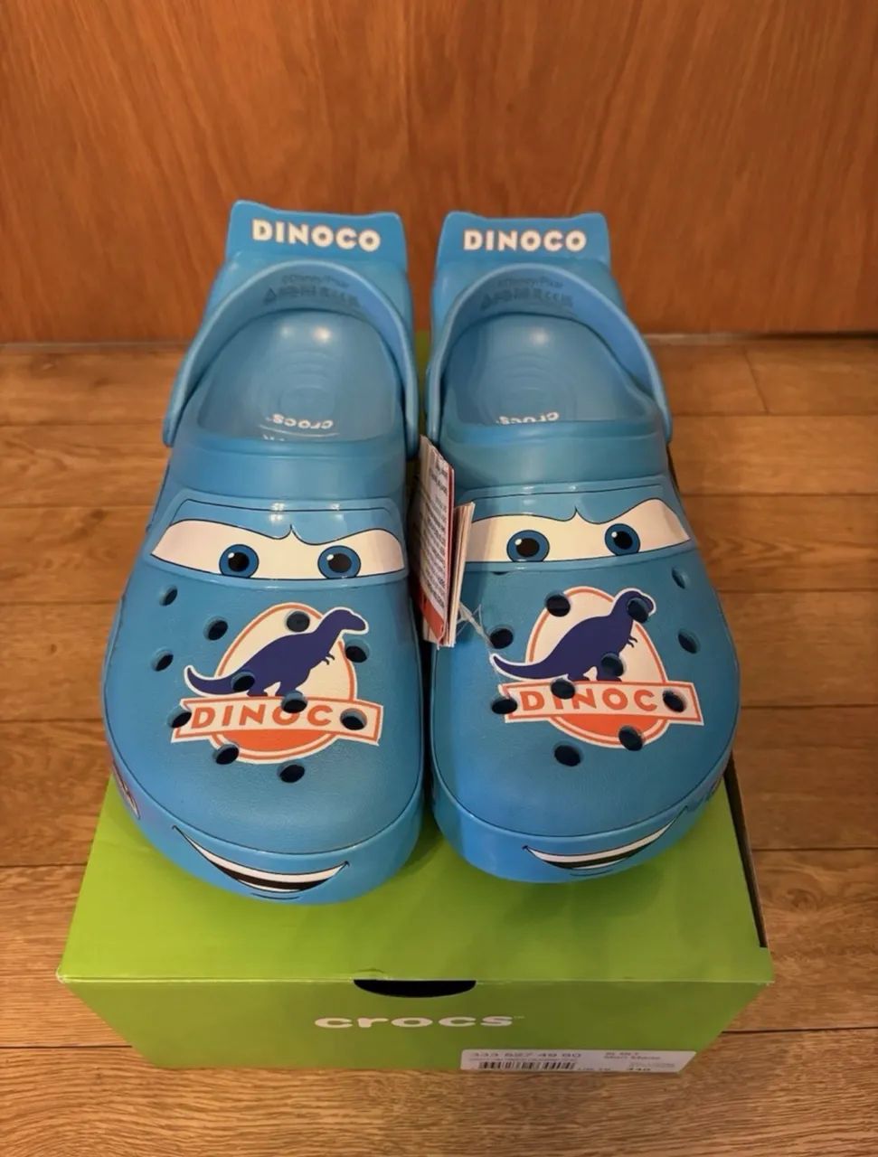 Crocs x carros McQueen Dinoco  - Foto 4