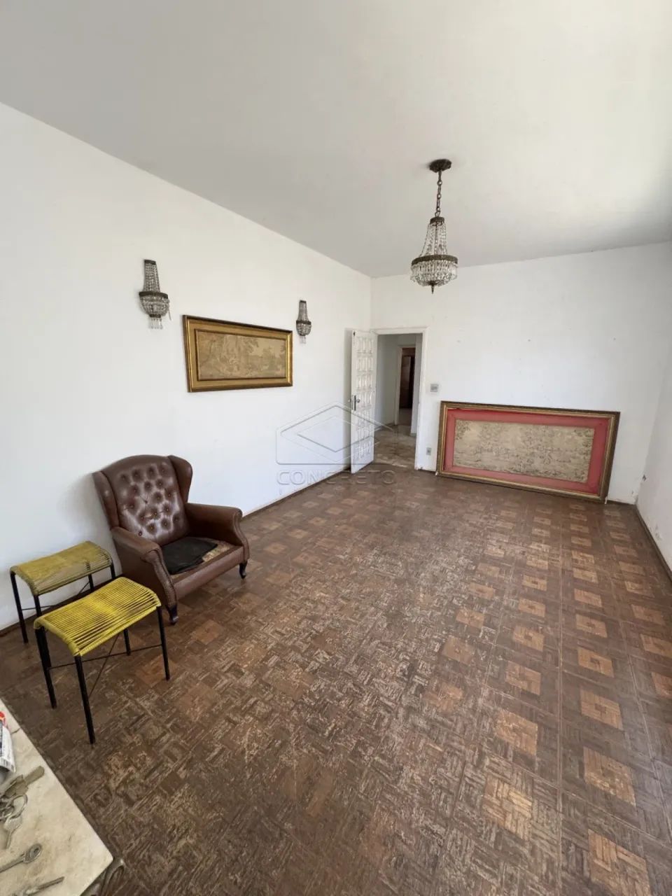 CASA COM 3 DORMÍTORIOS SENDO 1 SUÍTE EM EXCELENTE LOCALIZAÇÃO. BAURU/SP - Foto 3