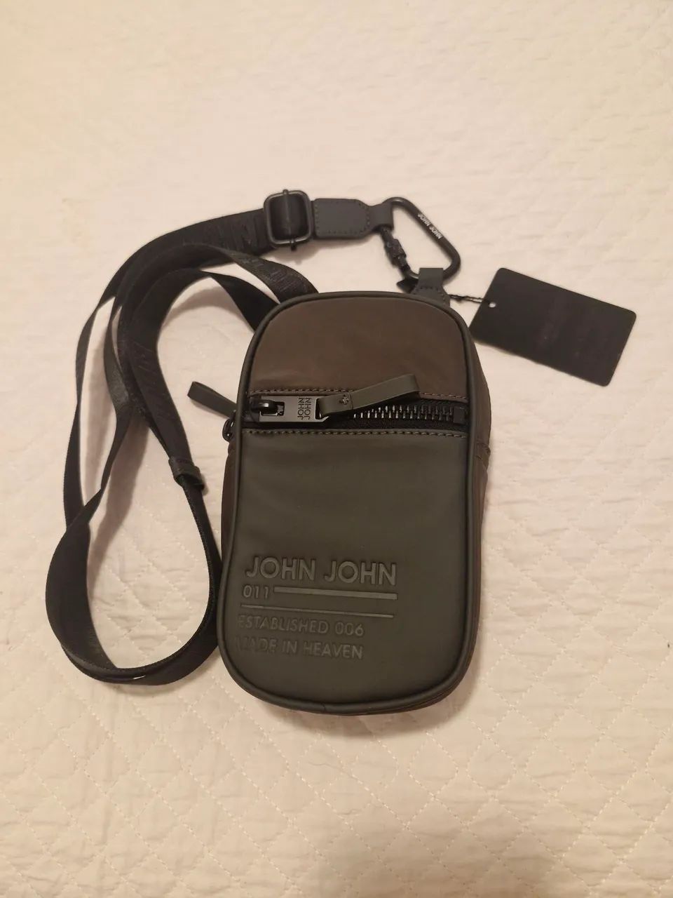 Bolsa John John Shoulder Bag